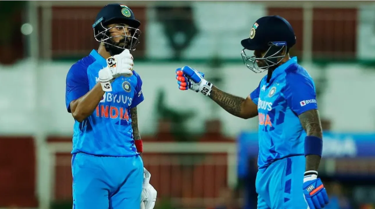 टी-२० सिरिज  दक्षिण अफ्रिकाविरुद्ध भारत ८ विकेटले विजयी