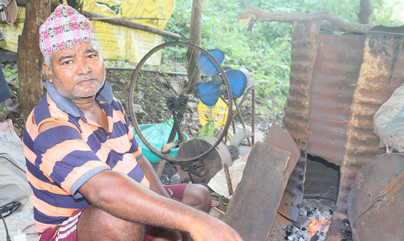 जसले बनाए विद्युत्‌बाट चल्ने स्वचालित घन