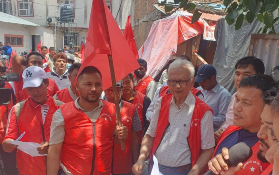 क्रान्तिकारी युवा सँघले गर्यो   भ्रष्टाचार  विरुद्ध खवरदारी  मोटरसाइकल र्याली