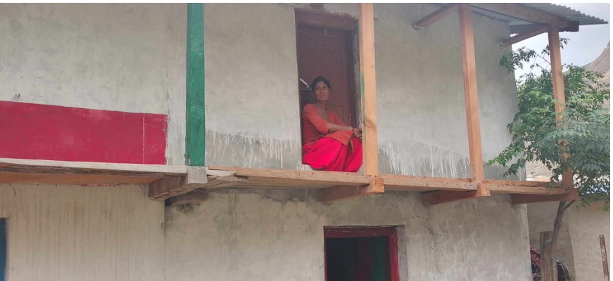 छाउगोठ त्याग्दै नयाँ पुस्ताका महिला