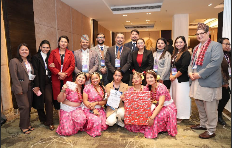 ॐ हस्पिटलको अनुसन्धान प्रस्तुतिलाई बेस्ट पेपर अवार्ड