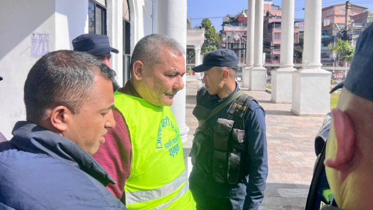 दुर्गा प्रसाई पुनः पक्राउ