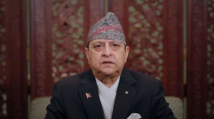 पूर्वराजा पोखरा जाँदै