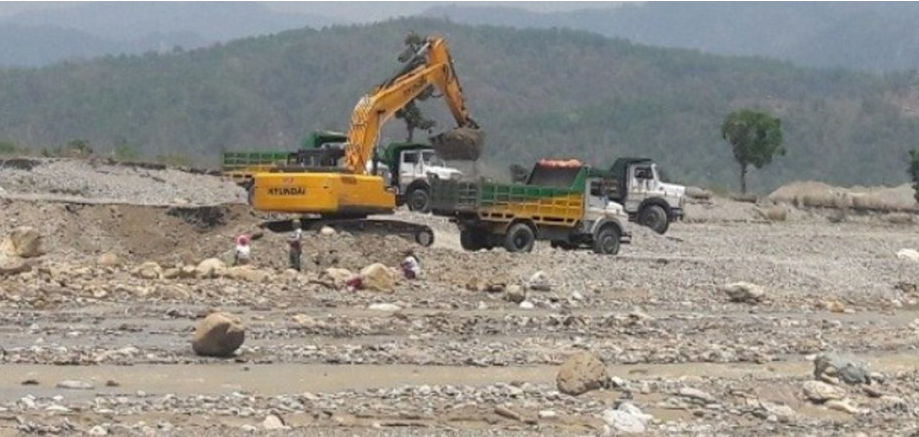 कञ्चनपुरको स्थानीय तहहरूले नदीजन्य पदार्थ उत्खननमा रोक लगाए