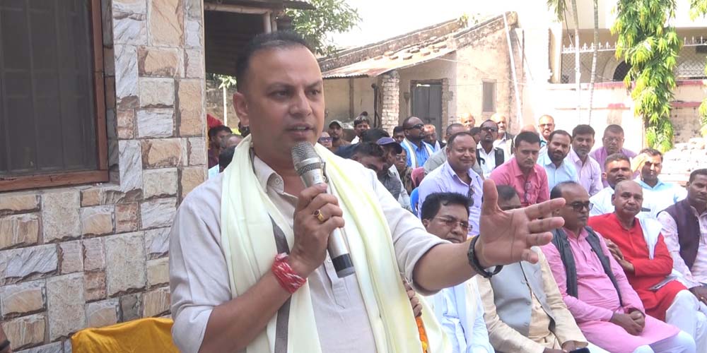 रास्वपा संघीयता विरोधी होइनः मनिष झा